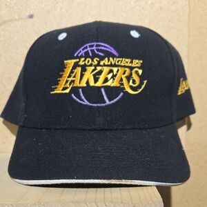 ITEM# 0119 Los Angeles Lakers Black Cap
